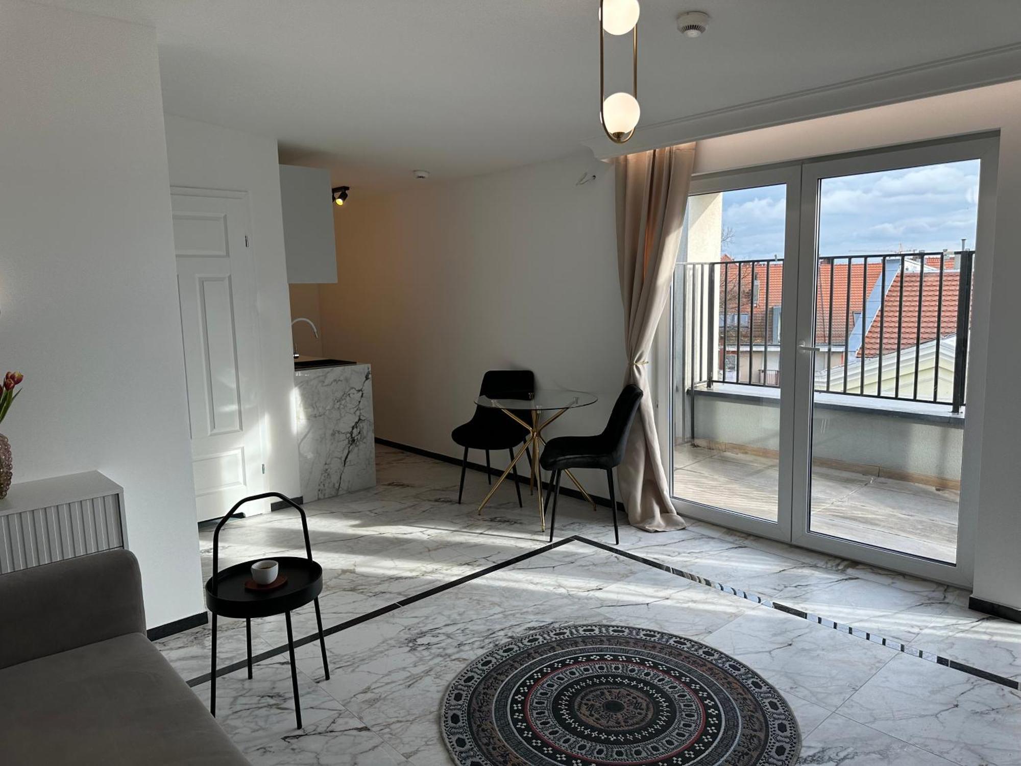 Moveen! Wynajem Apartamentow We Wroclawiu! 10 Minut Od Centrum エクステリア 写真